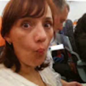 Meet your Posher, Dina